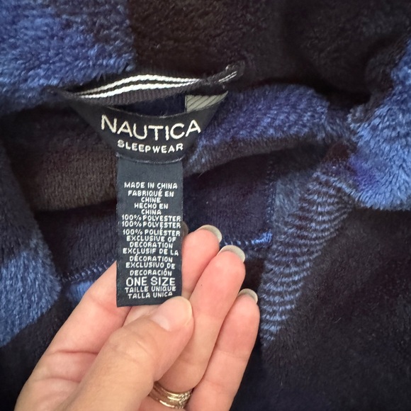 Nautica Blue and Black Robe - Picture 2 of 3